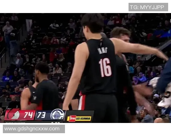 格兰特35分开拓者轻取雄鹿，里弗斯死要面子杨瀚森0分